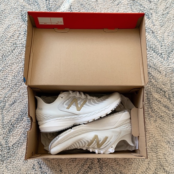 New Balance • Fresh Foam 860v11 - Picture 4 of 11